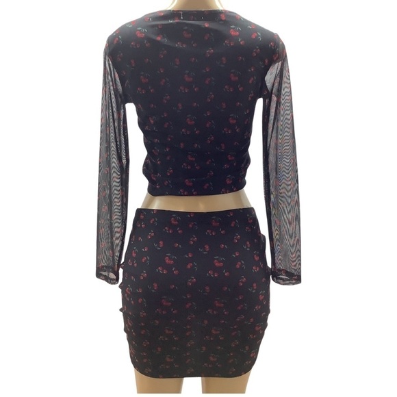 J for Justify Cherry Mesh Skirt Set Size Large Preloved - Picture 4 of 7